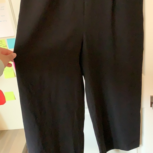 Sleeveless wide leg jumpsuit - Picture 3 of 3